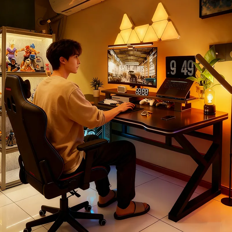 Black E-sports Style Computer  - Esports Gaming House 评论和价格